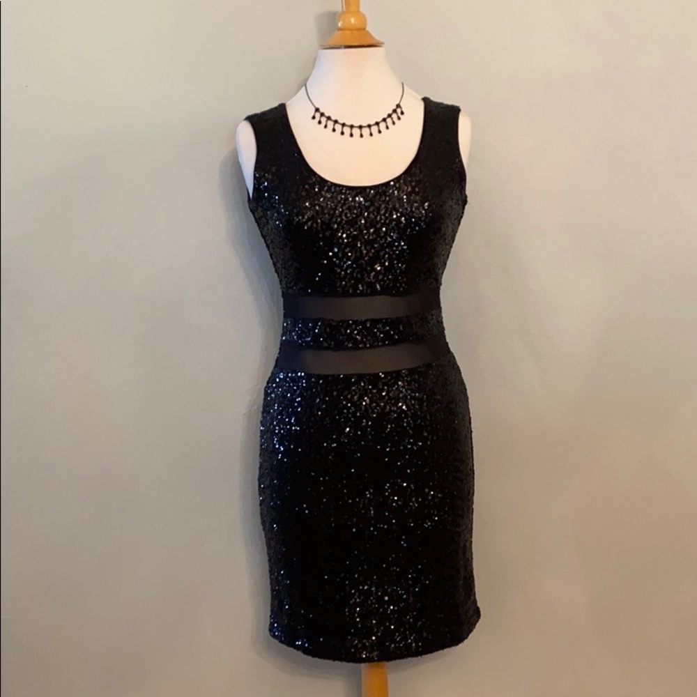 The Ankary, Black, Size M